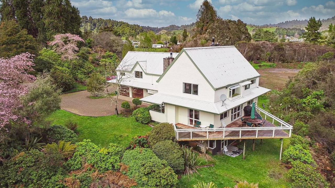 Spiral Gardens Country Park Retreat Raurimu Exterior foto